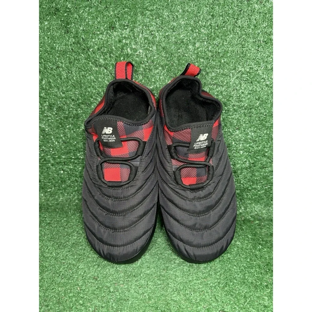 New Balance Mens 7 Caravan Moc Black‎ Red Slip On Shoes Comfort Walking Sneakers